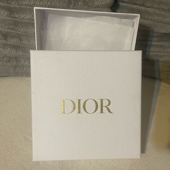 Authentic Dior Box - Picture 9 of 10